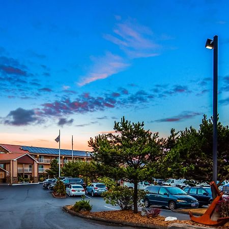 Best Western Plus Landmark Inn Λίνκολν Σίτι Εξωτερικό φωτογραφία