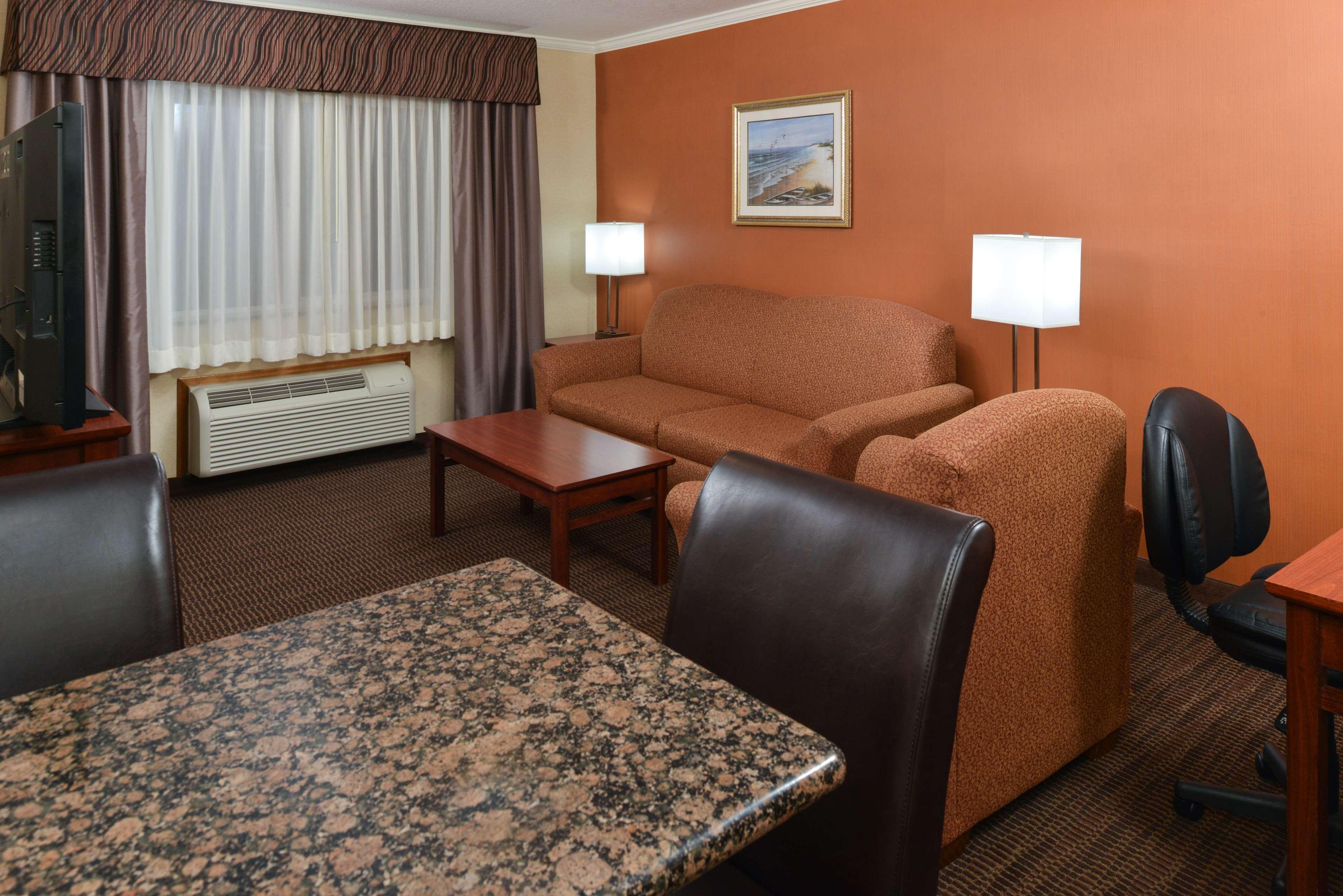 Best Western Plus Landmark Inn Λίνκολν Σίτι Εξωτερικό φωτογραφία